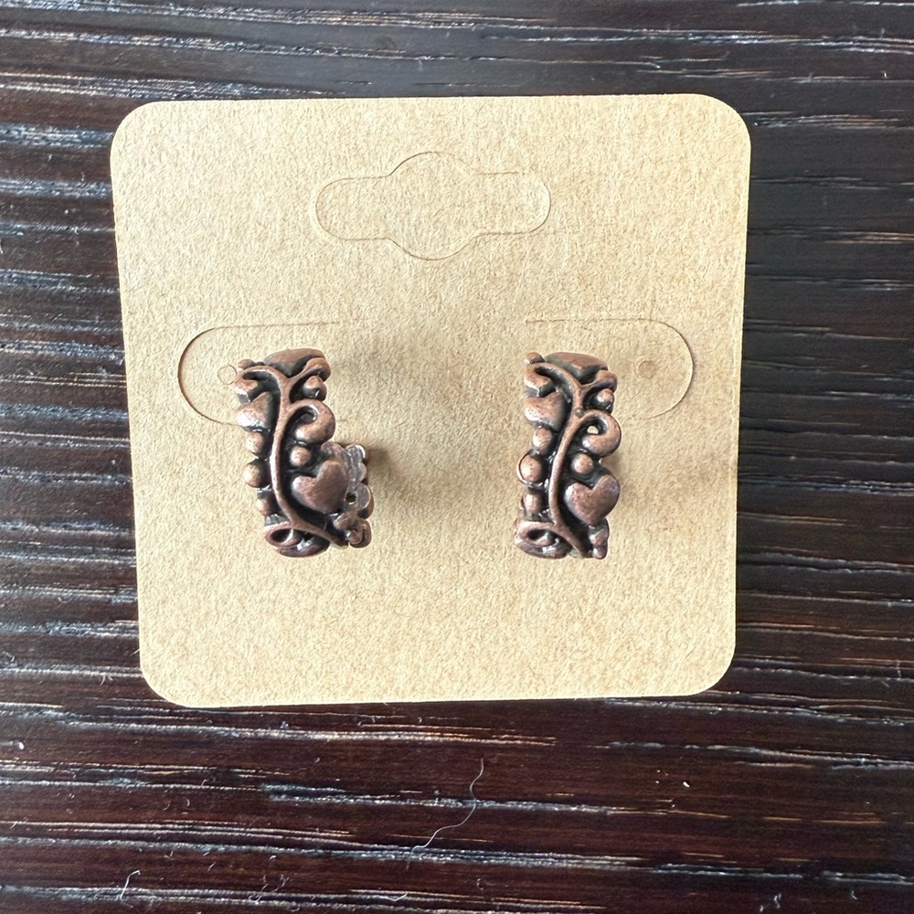 Elegant Bronze Heart and Floral Earrings NWOT